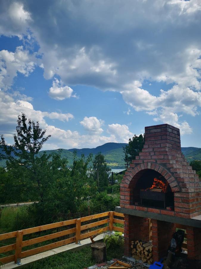 Villa Casa Claudiu Ieşelniţa Esterno foto